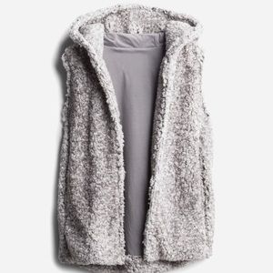 COFFEESHOP Leonie Wubby hooded Vest
